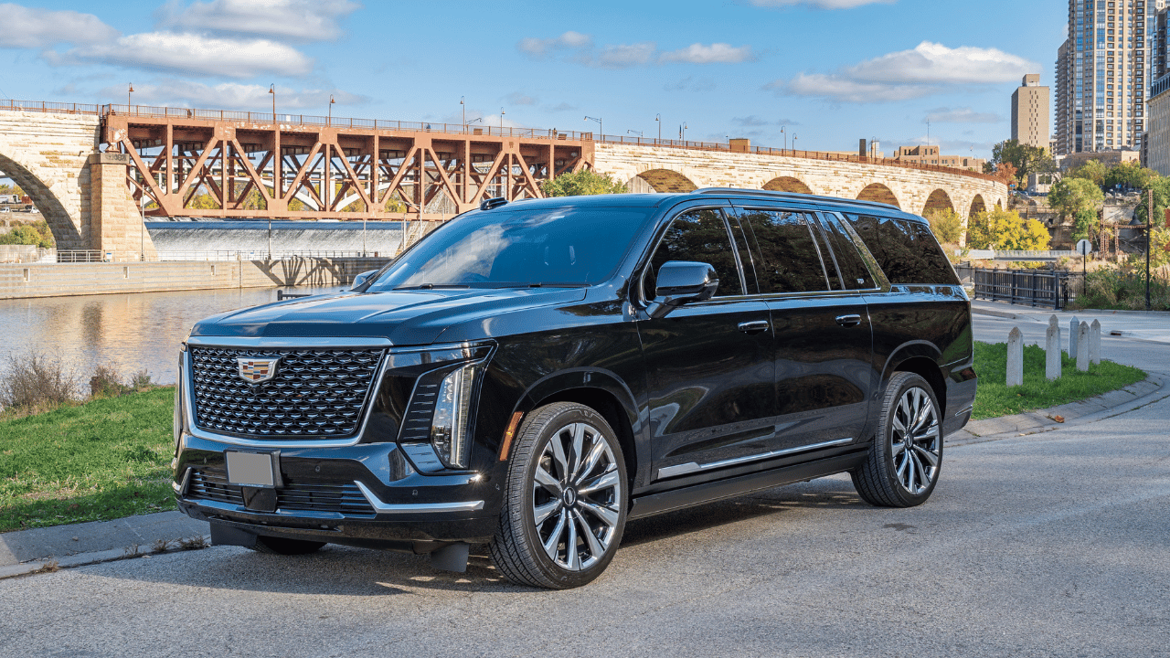 Licensed black car service Cadillac Escalade in Minneapolis